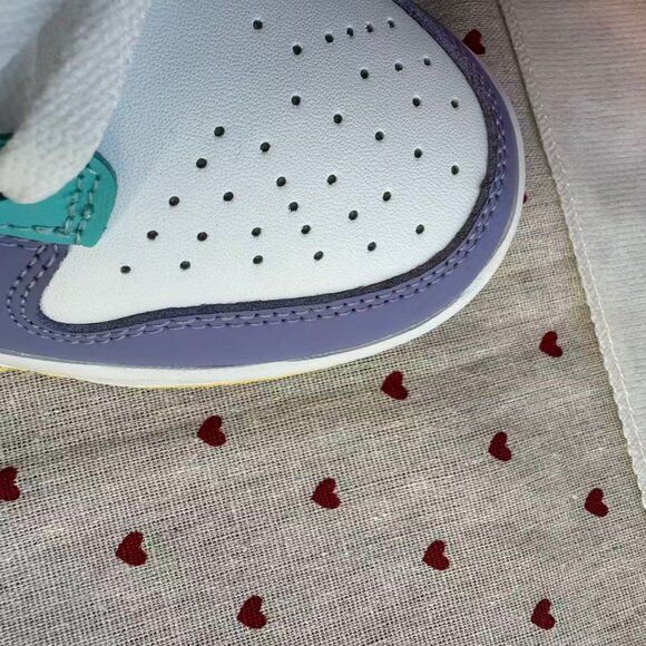 Nike casual low-top sneakers - Picture 8 of 9